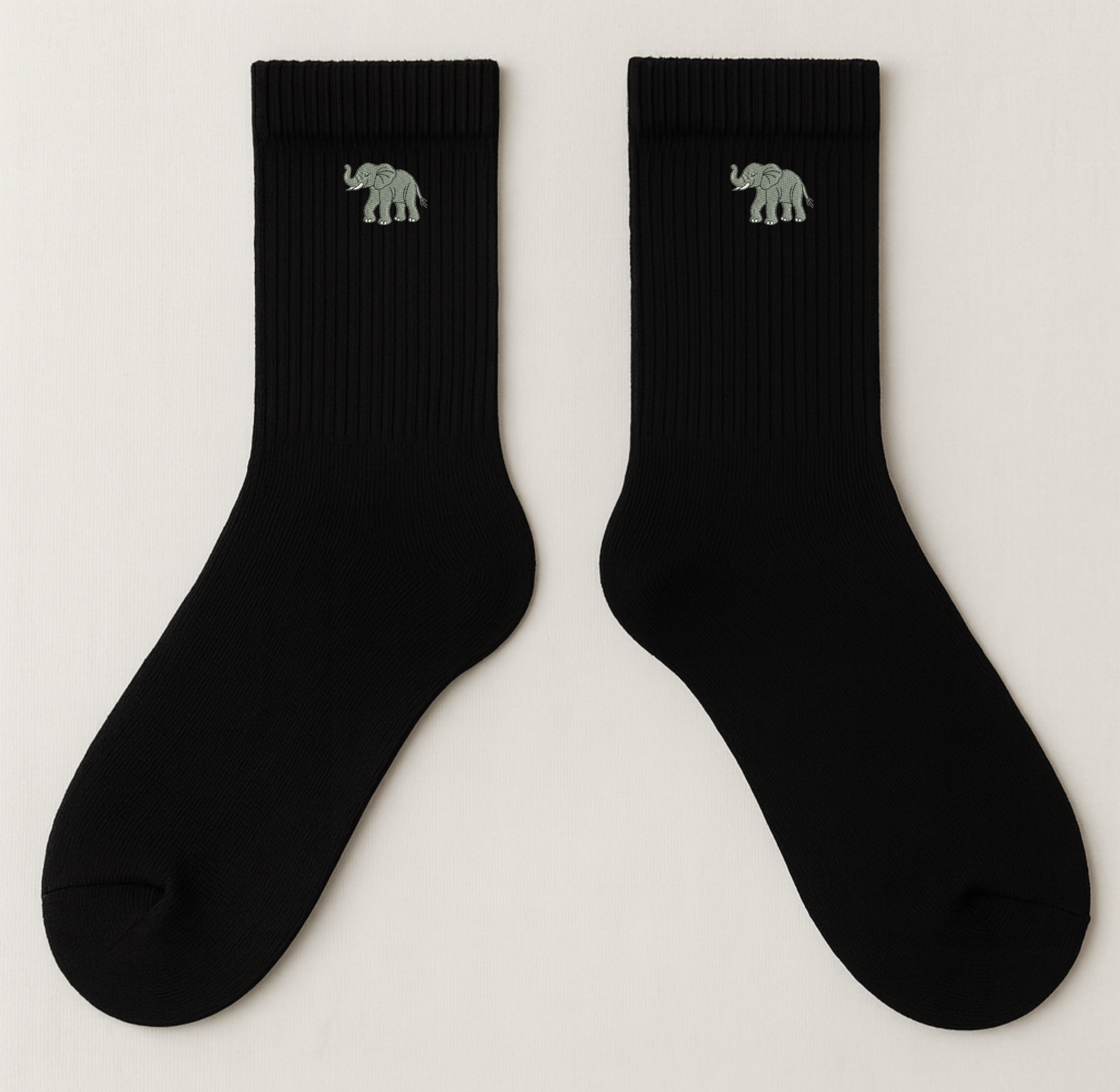 Elephant Embroidered Crew Socks size chart